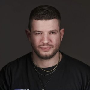 תומר פז